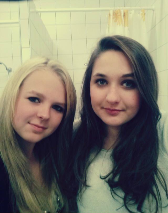 Na w-f . ;3