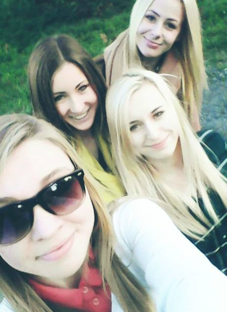bestfriends.