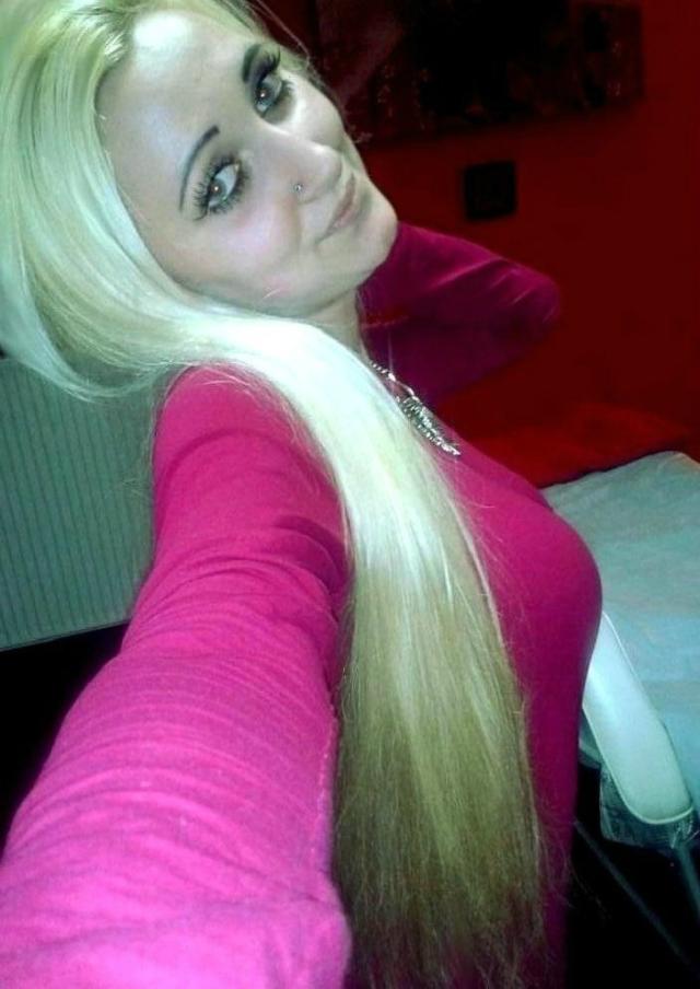 Jego blond Roszpunka. :3 :* :D