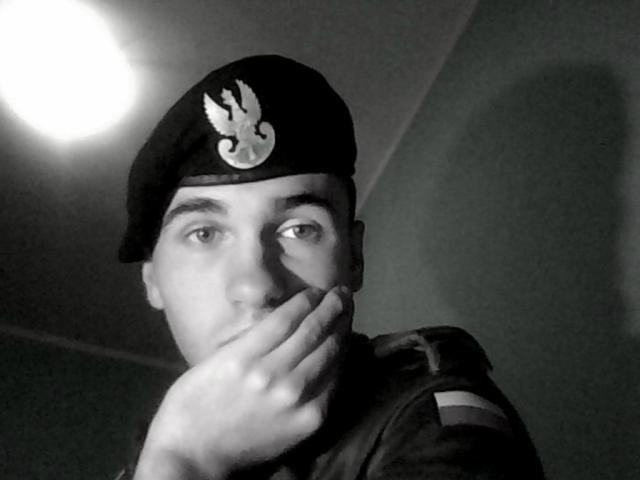 'Wojskowoo. ^^