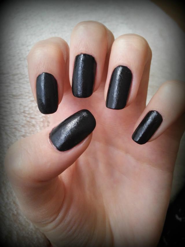 Czarne :)