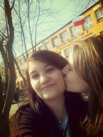 :*