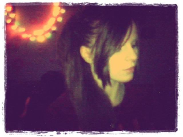 Trzy.