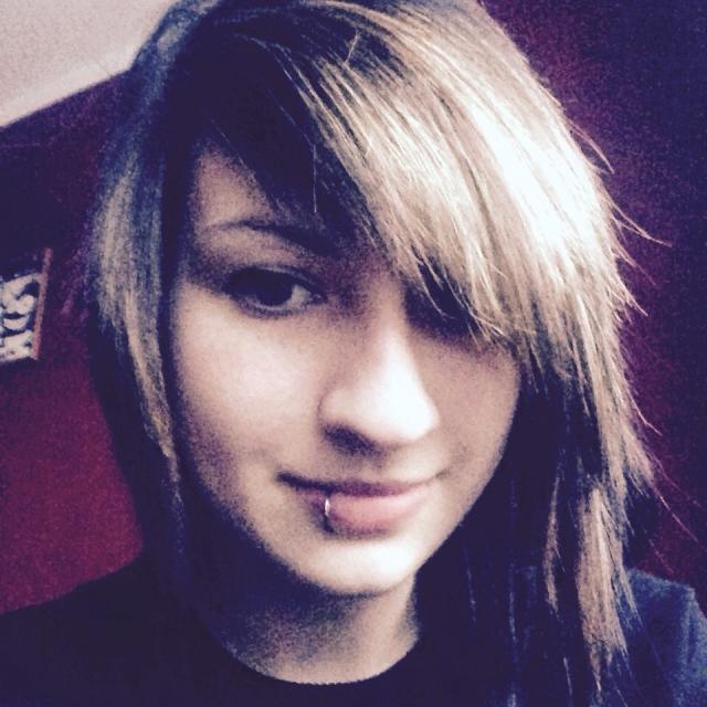 Blond :3