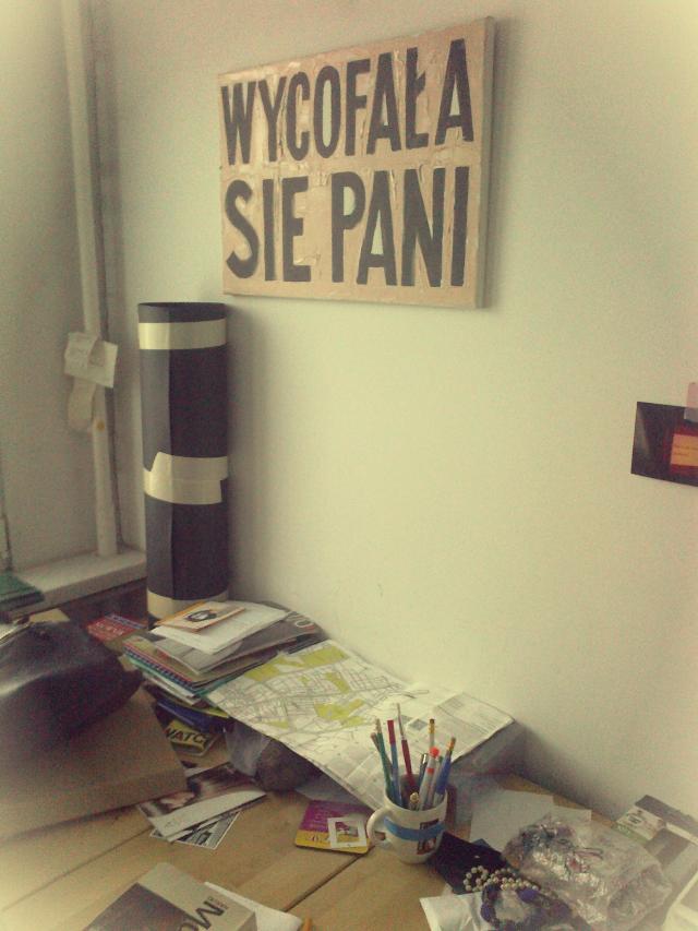 Ona ma si