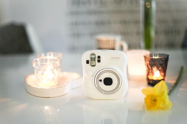 Instax 