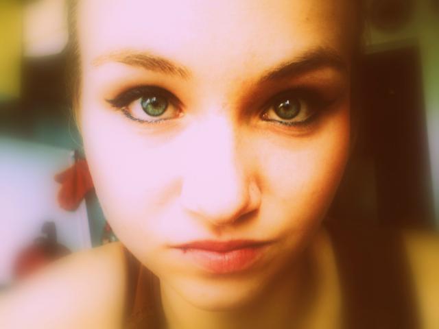 sto siedemdziesit sze.