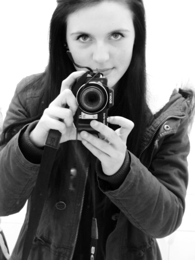 dfgtyhujikolp;'