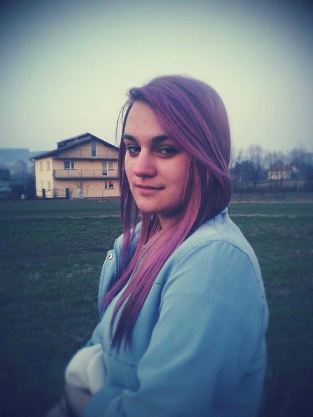 ;)fio