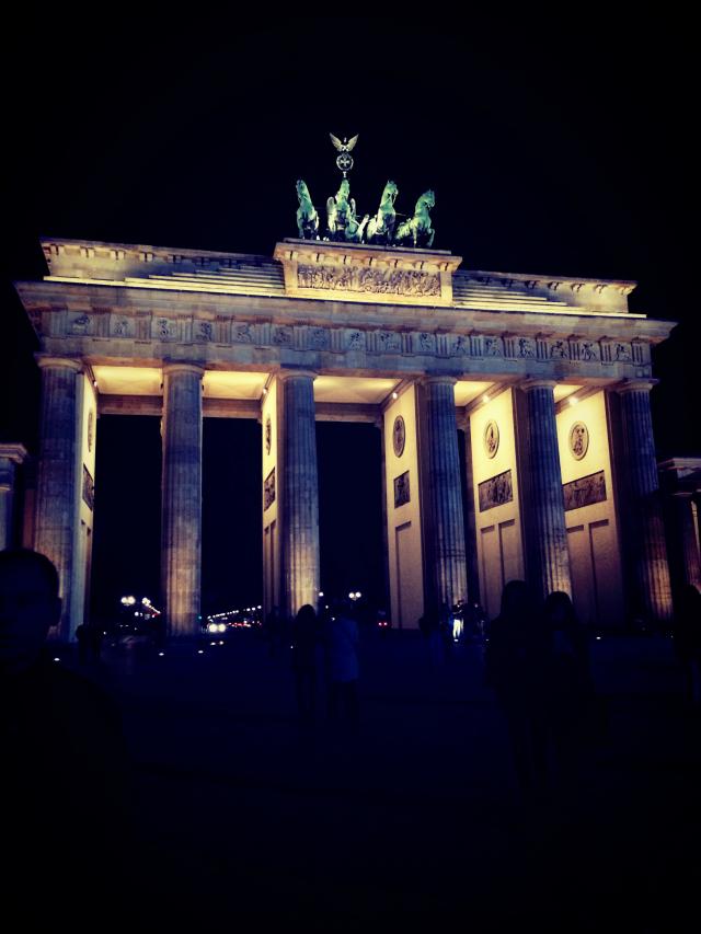 Berlin by night . 