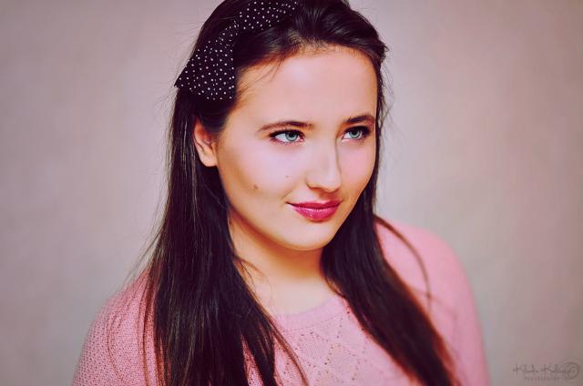 m: Paulina