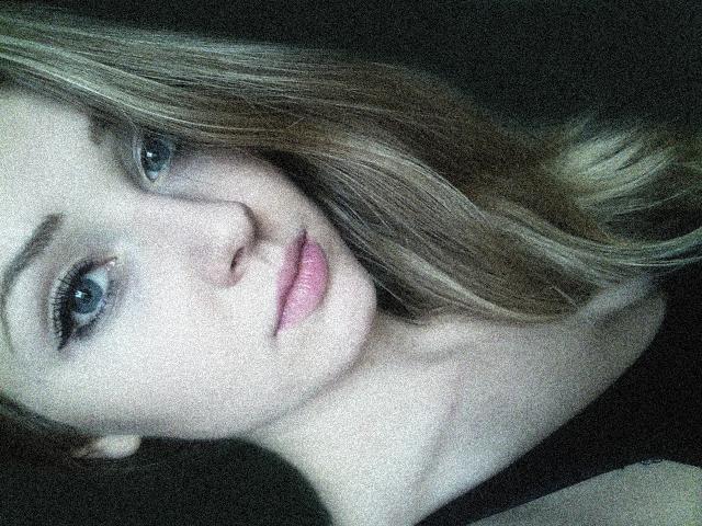 jkbfsiuehfeu.