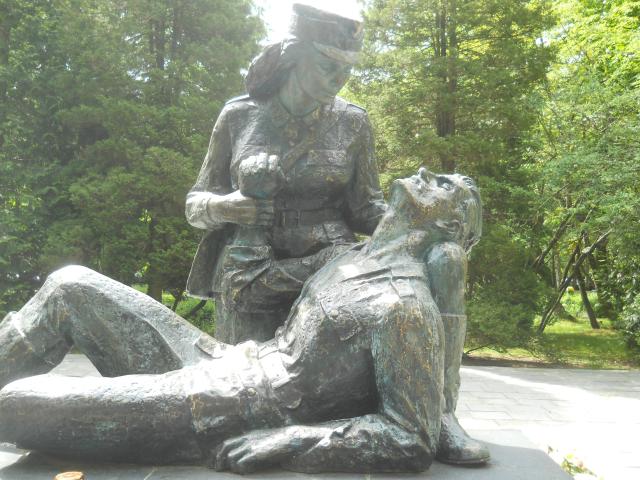 Pomnik Sanitariuszki. 