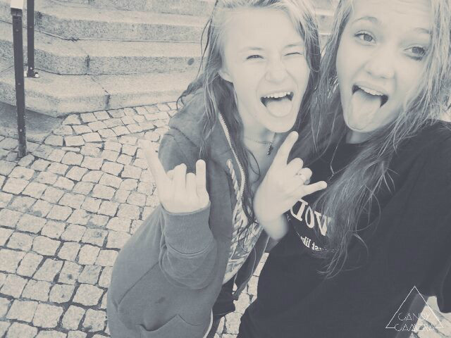 #2 BEST FRIENDS DAY