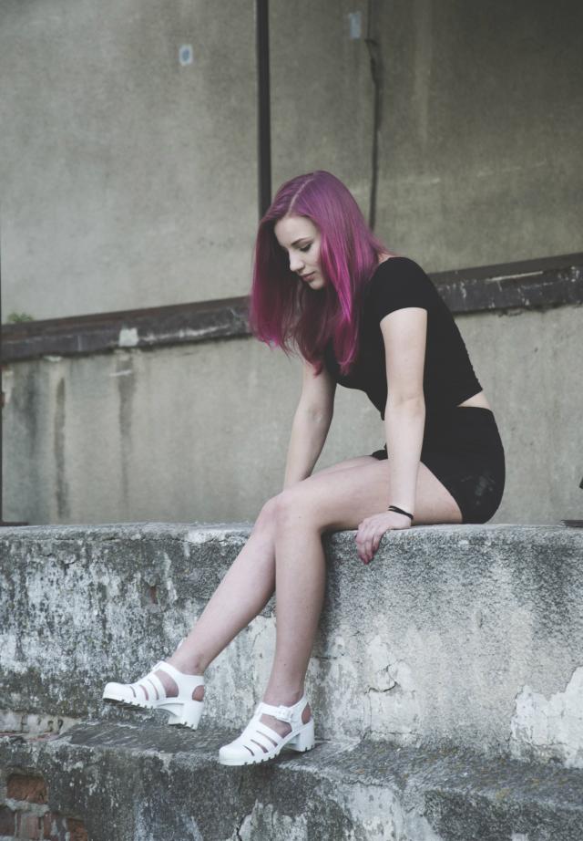 LAURA SKIBA