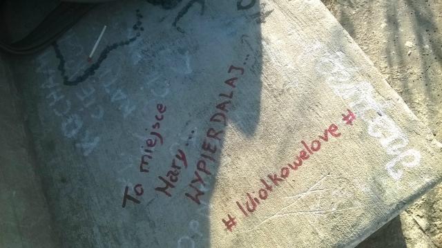 #WYPIERDALAJ
