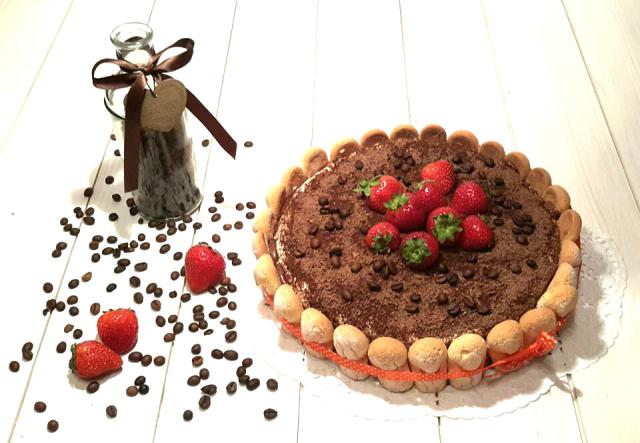 Tort tiramisu