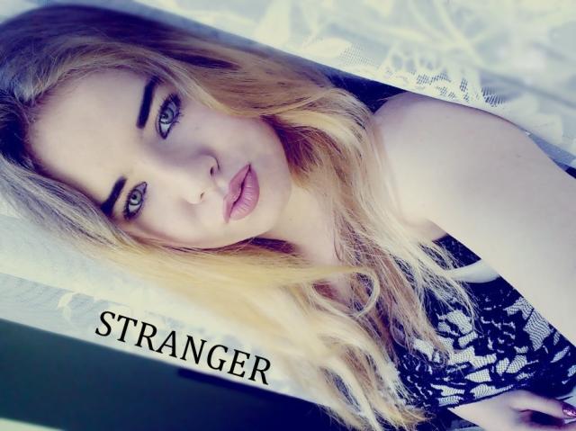 MOJA NOWA PIOSENKA - STRANGER