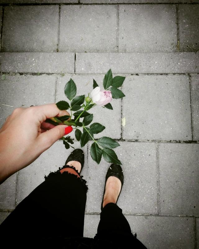 minute of happiness