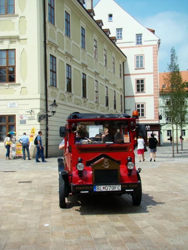 red car