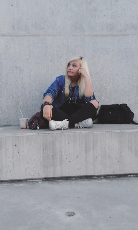 BAD GIRLS ARE COOL