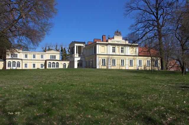 Paac w Waplewie Wielkim.