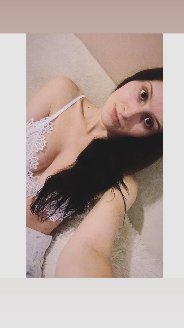 734.