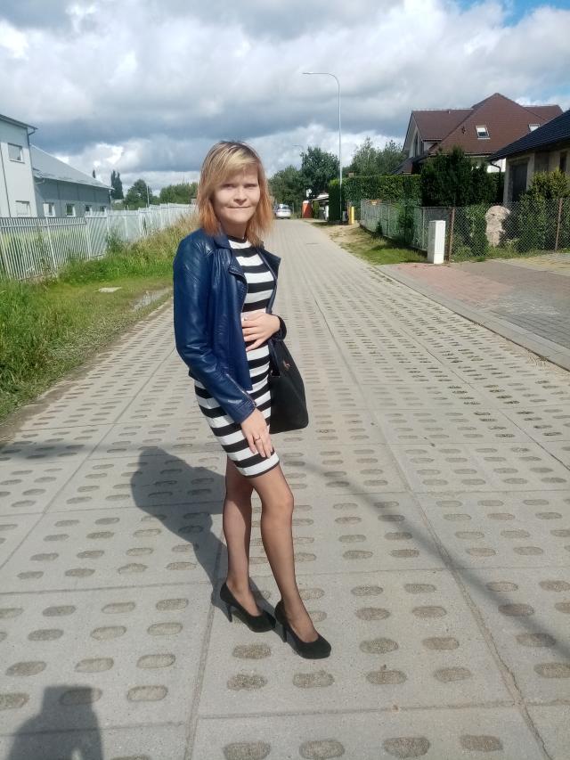 &#128521;